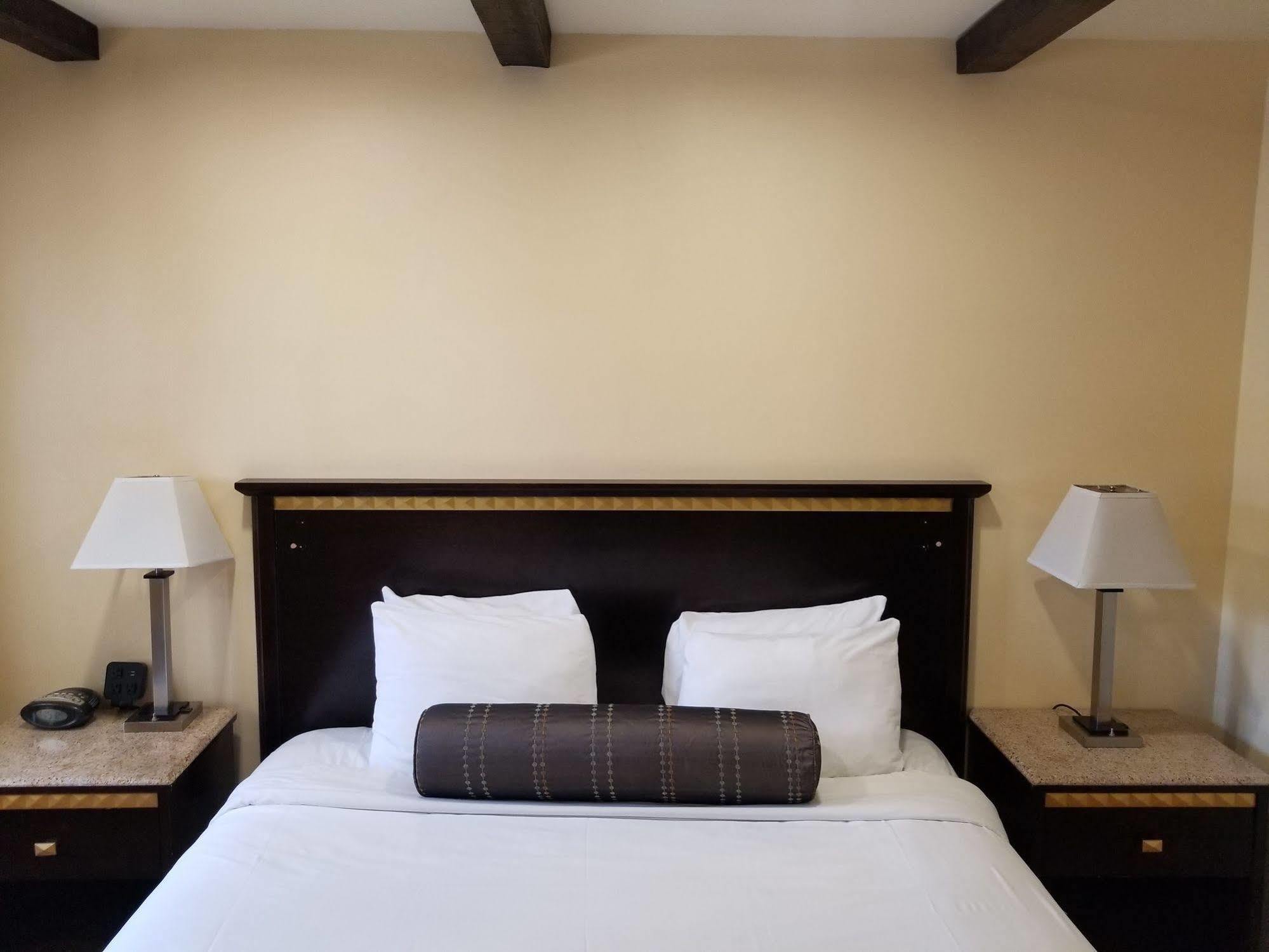 Tuscan Garden Inn Los Angeles Exterior foto